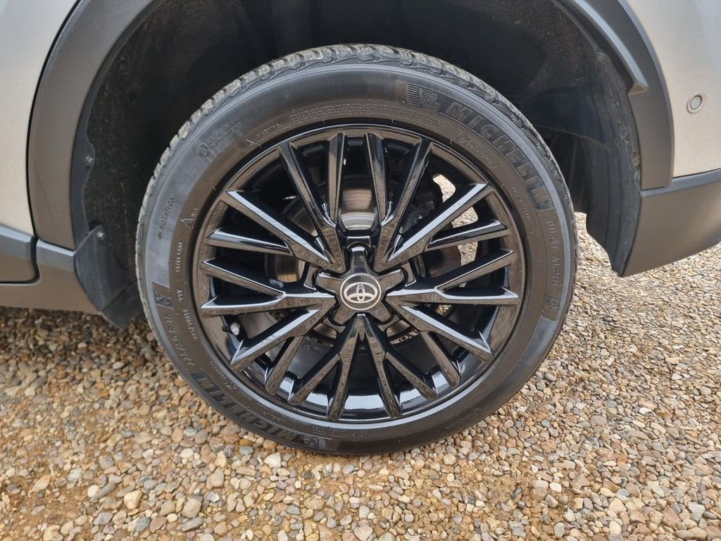 Used Toyota C-HR 2017 for sale - 77631816: Photo 43