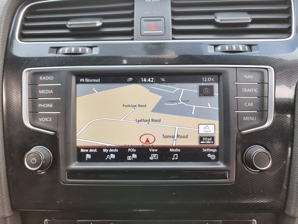 Used Volkswagen Golf 2017 for sale - 78069021: Photo 3