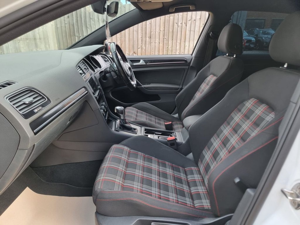 Used Volkswagen Golf 2017 for sale - 78069021: Photo 35