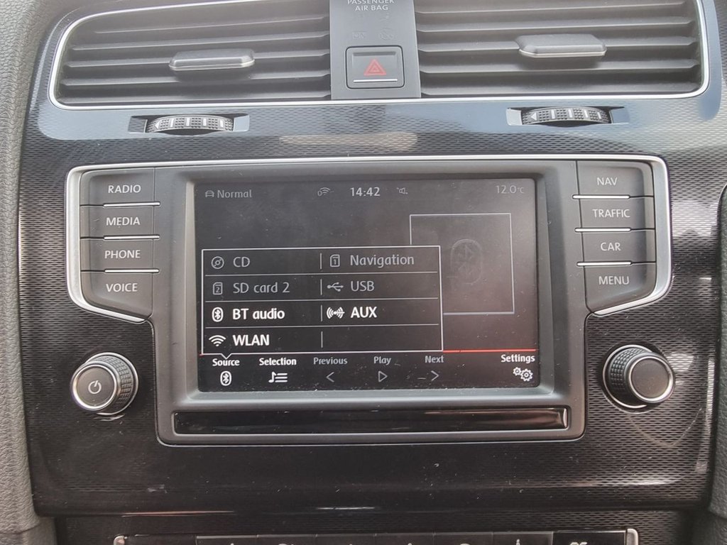 Used Volkswagen Golf 2017 for sale - 78069021: Photo 37