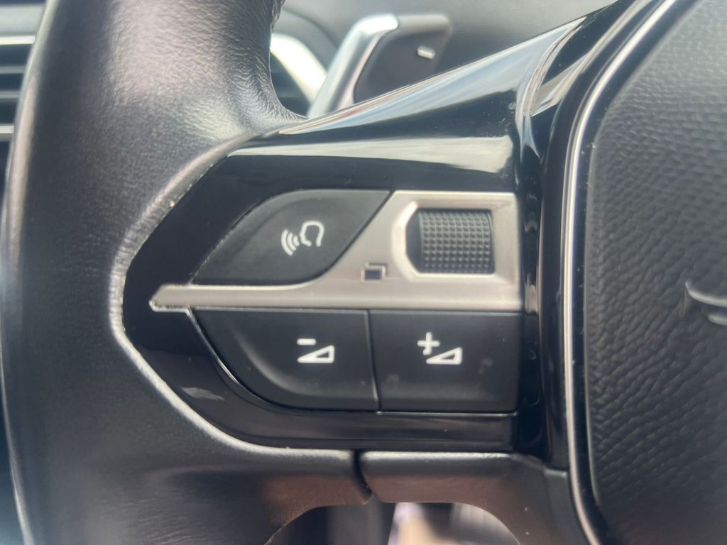 Used Peugeot 3008 2017 for sale - 77936467: Photo 32