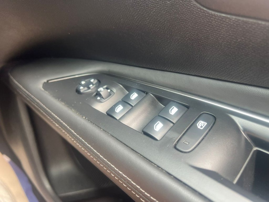 Used Peugeot 3008 2017 for sale - 77936467: Photo 36