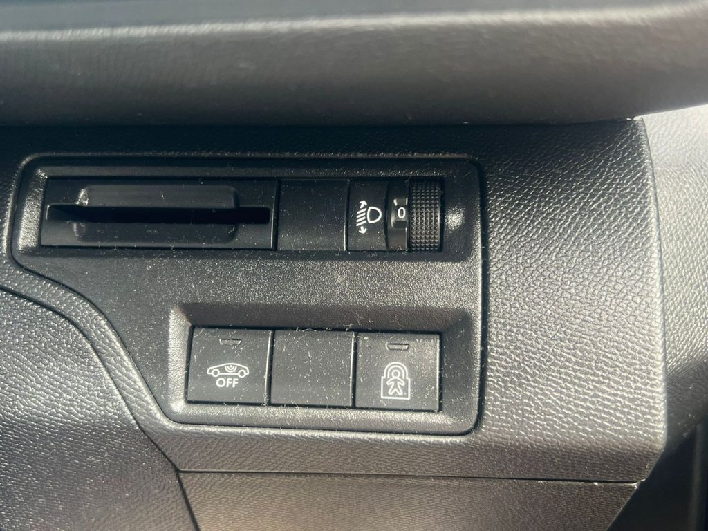 Used Peugeot 3008 2017 for sale - 77936467: Photo 39