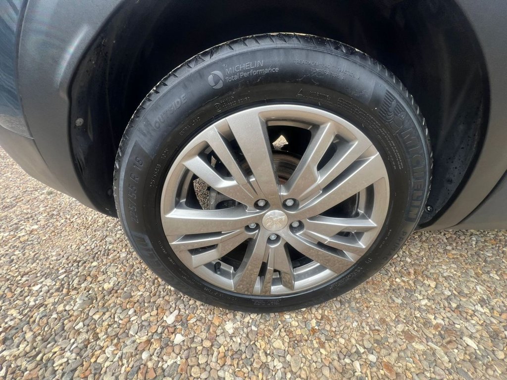 Used Peugeot 3008 2017 for sale - 77936467: Photo 41