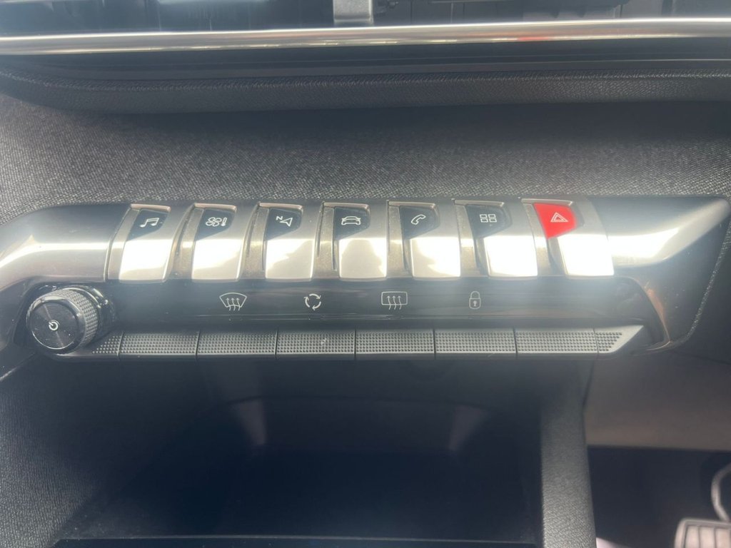 Used Peugeot 3008 2017 for sale - 77936467: Photo 9