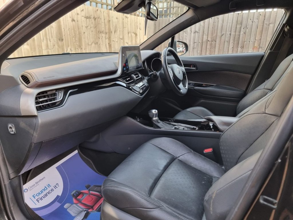 Used Toyota C-HR 2019 for sale - 76962520: Photo 13