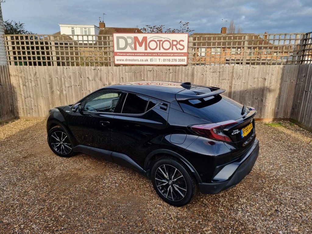 Used Toyota C-HR 2019 for sale - 76962520: Photo 24