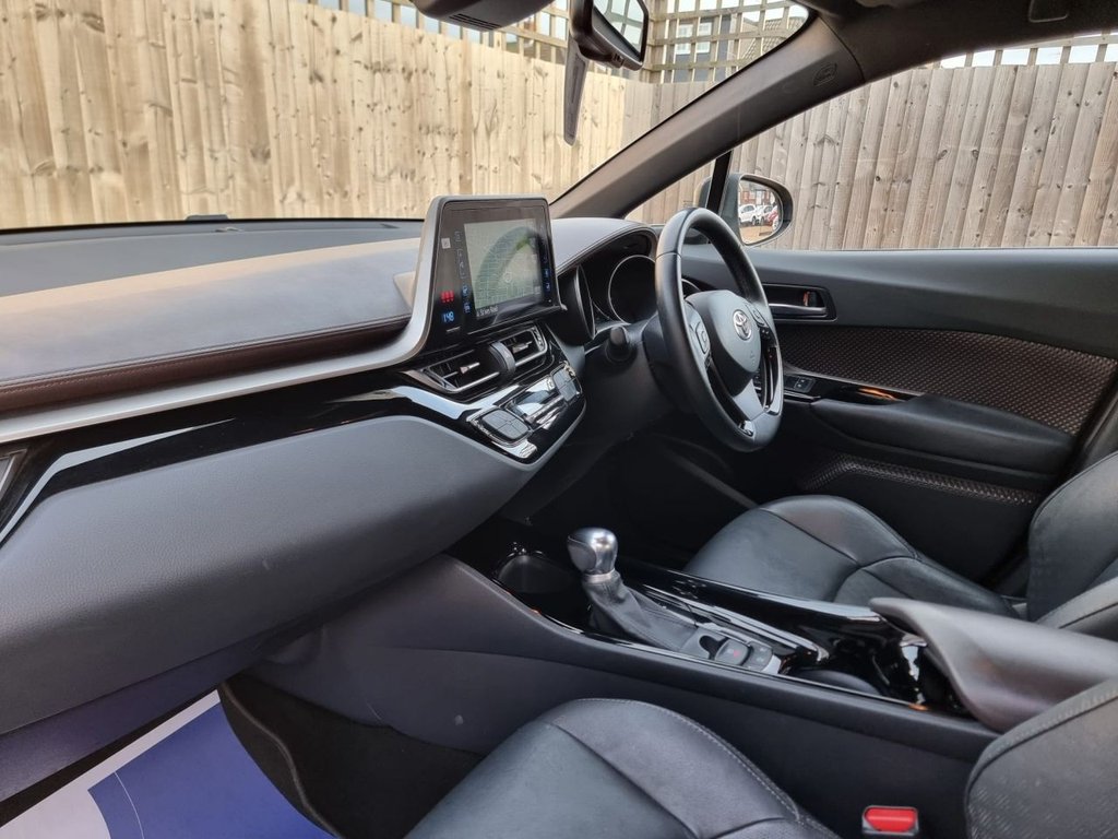 Used Toyota C-HR 2019 for sale - 76962520: Photo 35