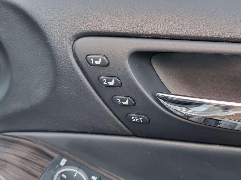 Used Lexus IS 2014 for sale - 76590863: Photo 14