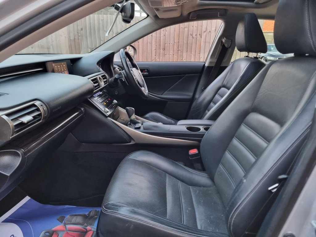 Used Lexus IS 2014 for sale - 76590863: Photo 49