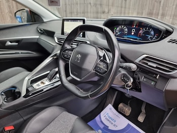 Used Peugeot 3008 2017 for sale - 76210858: Photo