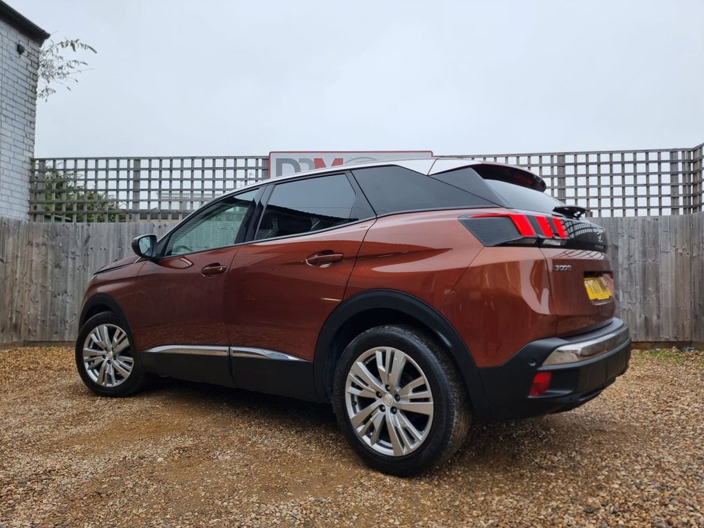 Used Peugeot 3008 2017 for sale - 76210858: Photo 4