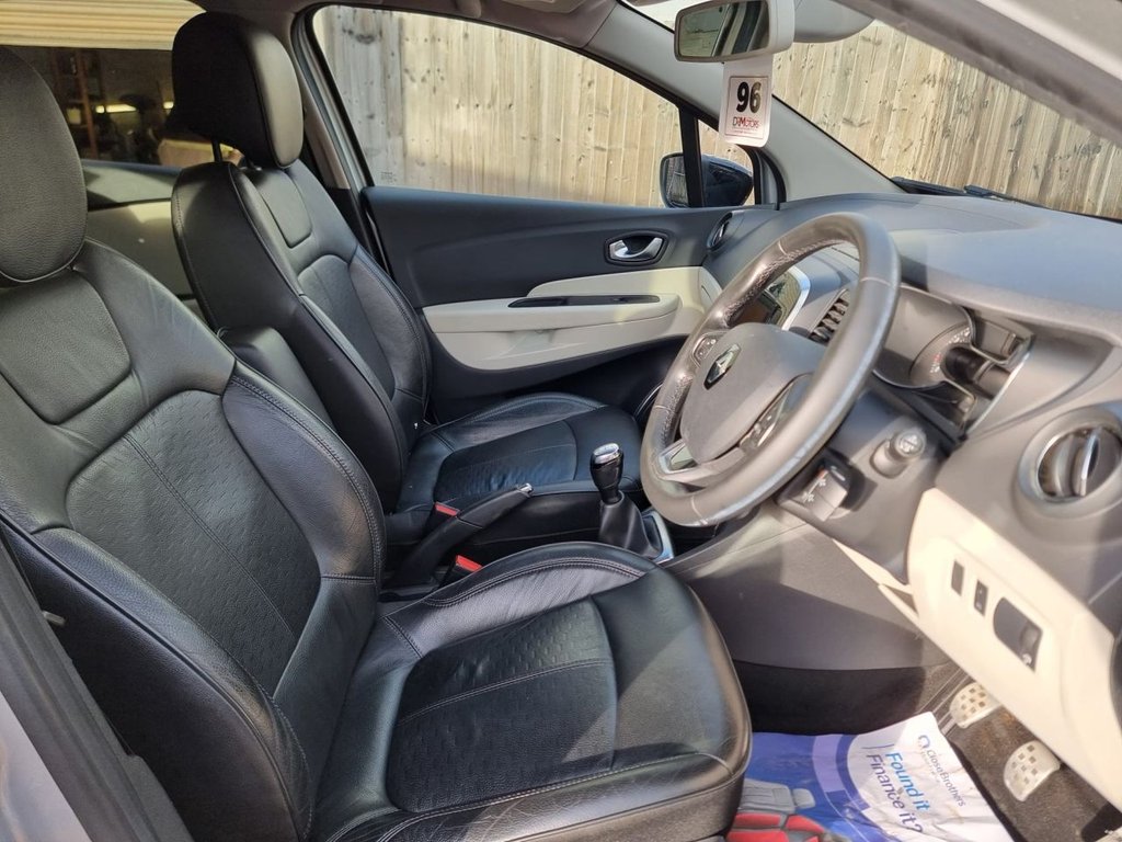 Used Renault Captur 2017 for sale - 76840903: Photo 37