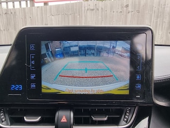 Used Toyota C-HR 2018 for sale - 78349547: Photo