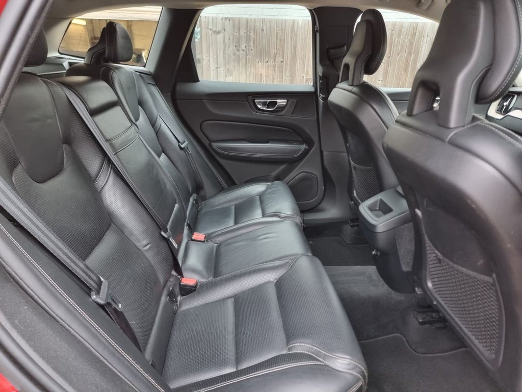 Used Volvo XC60 2017 for sale - 75942966: Photo 32