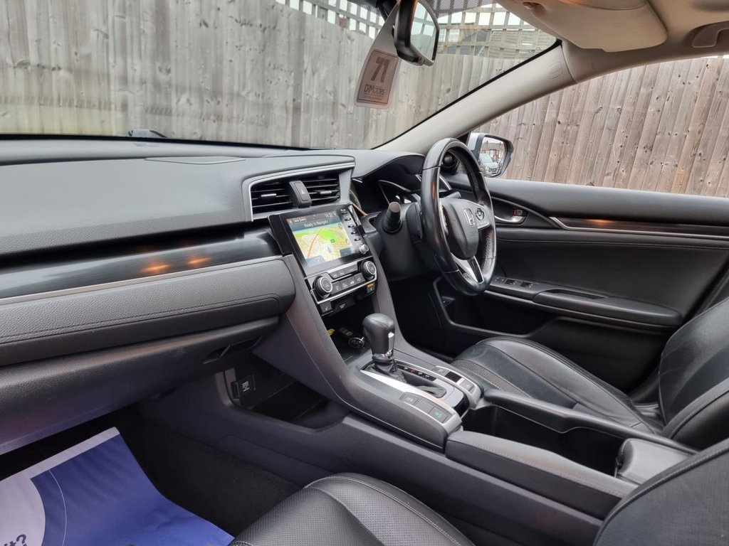 Used Honda Civic 2020 for sale - 76280043: Photo 11