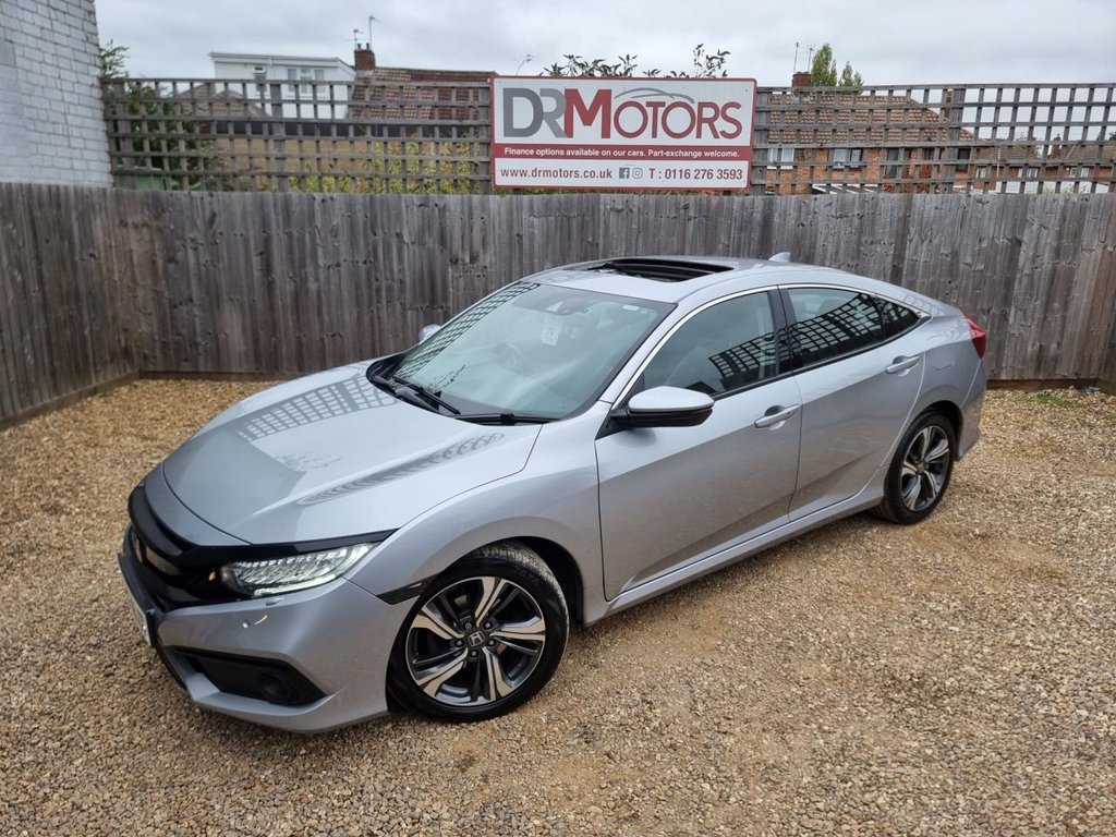 Used Honda Civic 2020 for sale - 76280043: Photo 32
