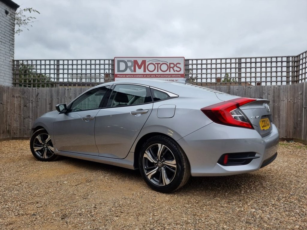 Used Honda Civic 2020 for sale - 76280043: Photo 9