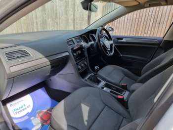 Used Volkswagen Golf 2017 for sale - 74319211: Photo