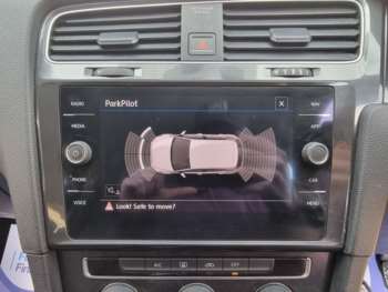 Used Volkswagen Golf 2017 for sale - 74319211: Photo