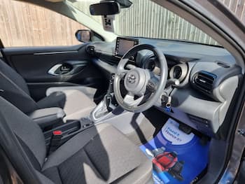 Used Toyota Yaris 2023 for sale - 79178138: Photo