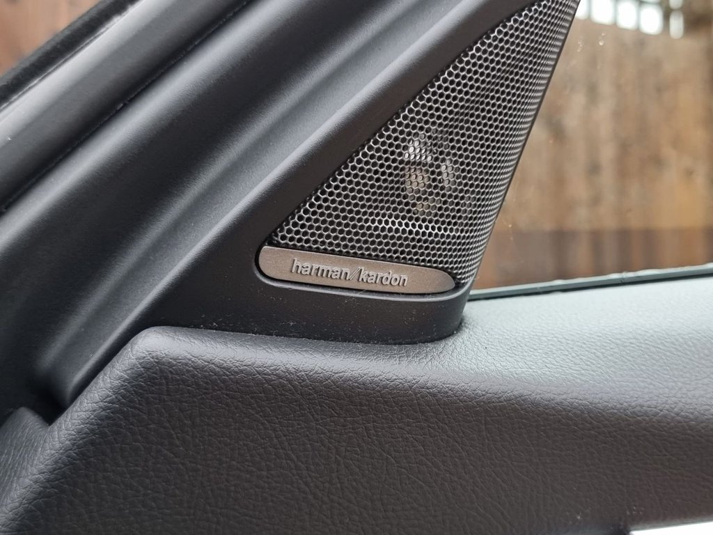 Used BMW 3 Series 2018 for sale - 76119082: Photo 7