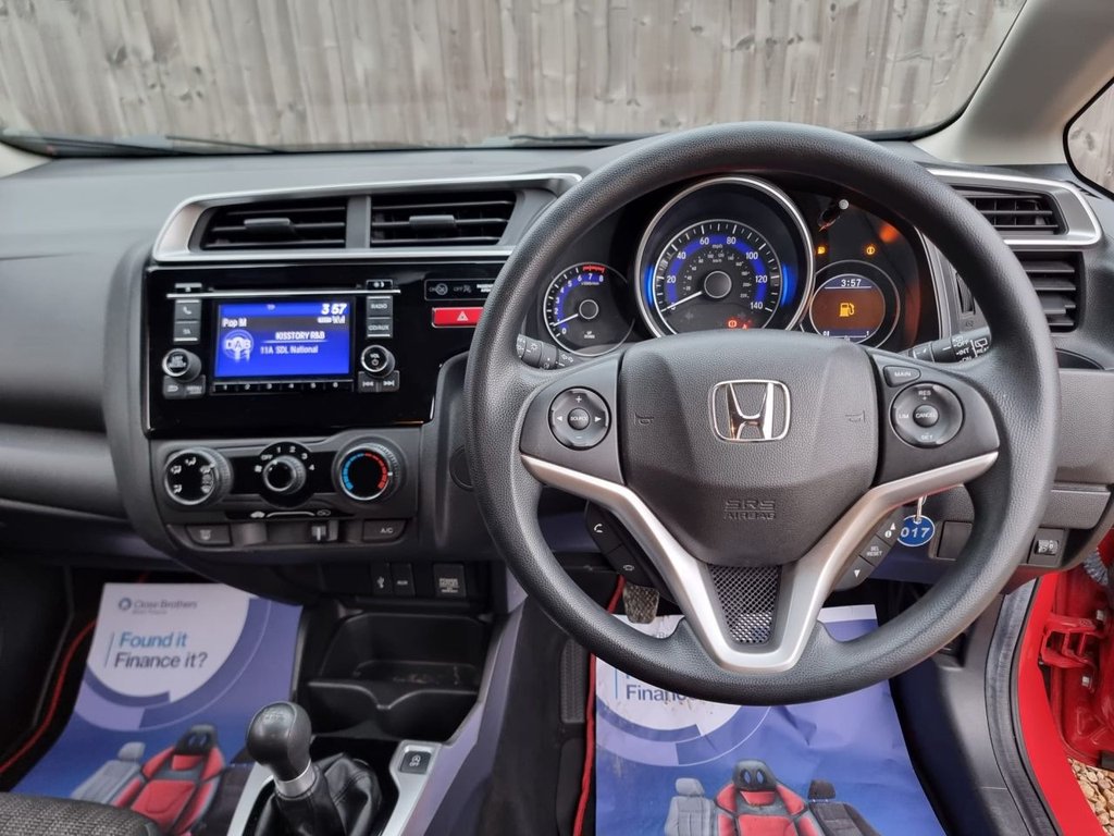Used Honda Jazz 2015 for sale - 76642446: Photo 11