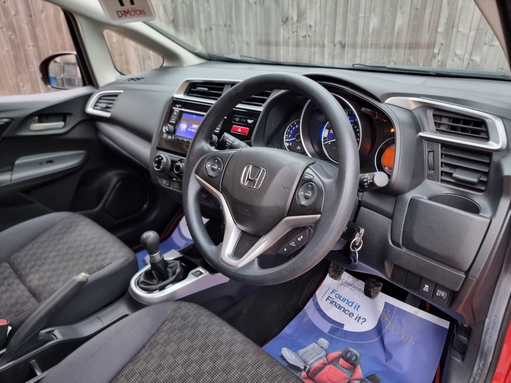 Used Honda Jazz 2015 for sale - 76642446: Photo 23