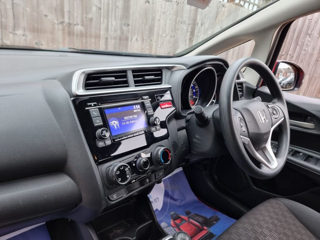 Used Honda Jazz 2015 for sale - 76642446: Photo 26