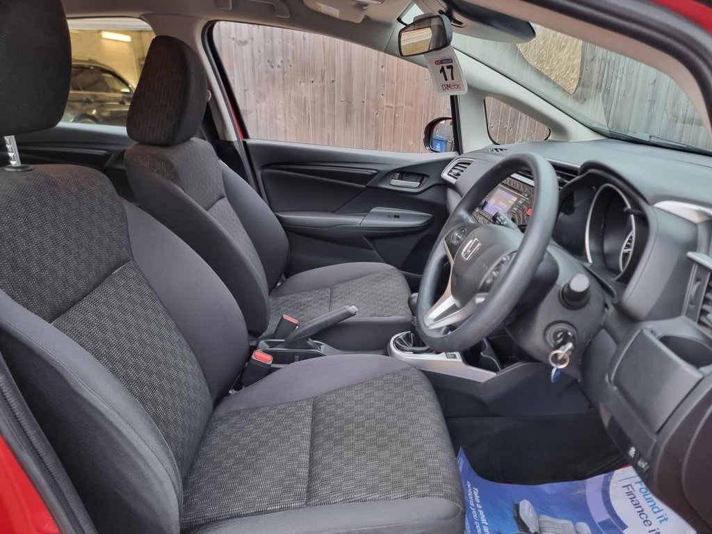 Used Honda Jazz 2015 for sale - 76642446: Photo 34