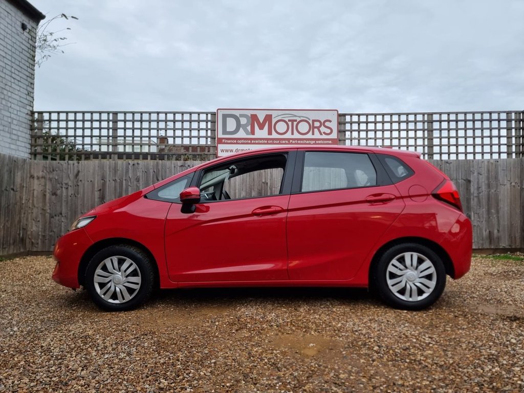 Used Honda Jazz 2015 for sale - 76642446: Photo 7
