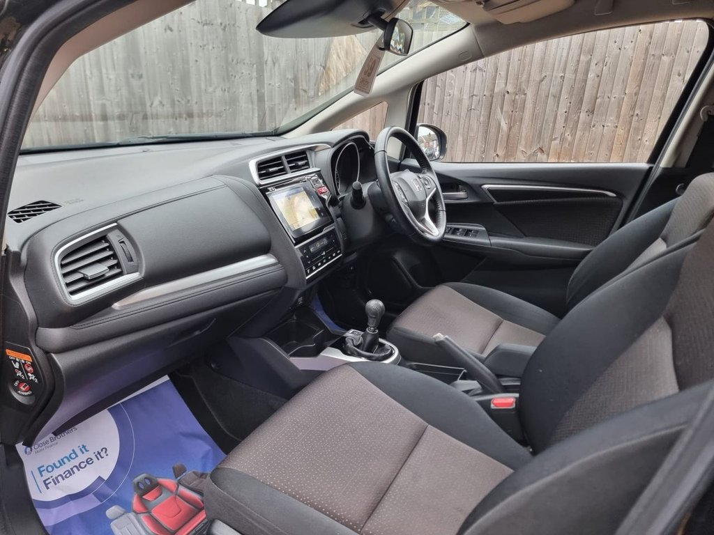 Used Honda Jazz 2017 for sale - 76883672: Photo 16