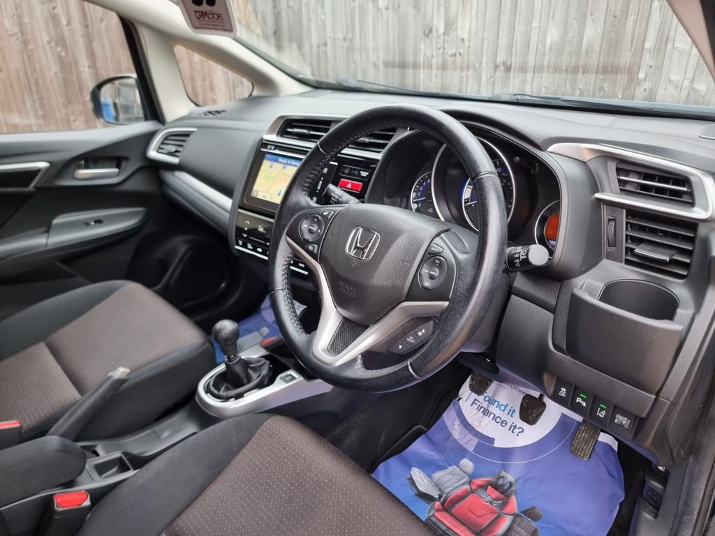 Used Honda Jazz 2017 for sale - 76883672: Photo 2