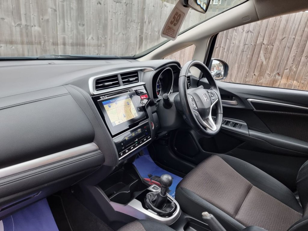 Used Honda Jazz 2017 for sale - 76883672: Photo 26