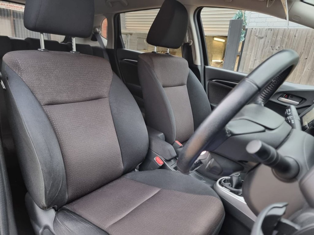 Used Honda Jazz 2017 for sale - 76883672: Photo 37