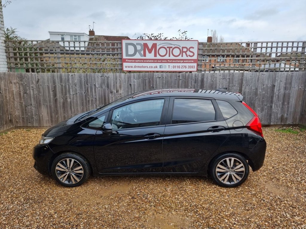 Used Honda Jazz 2017 for sale - 76883672: Photo 8