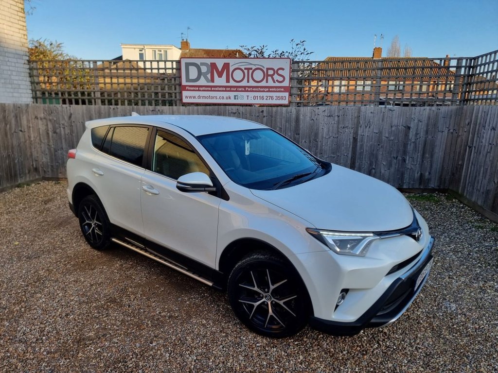 Used Toyota RAV4 2016 for sale - 76495940: Photo 17