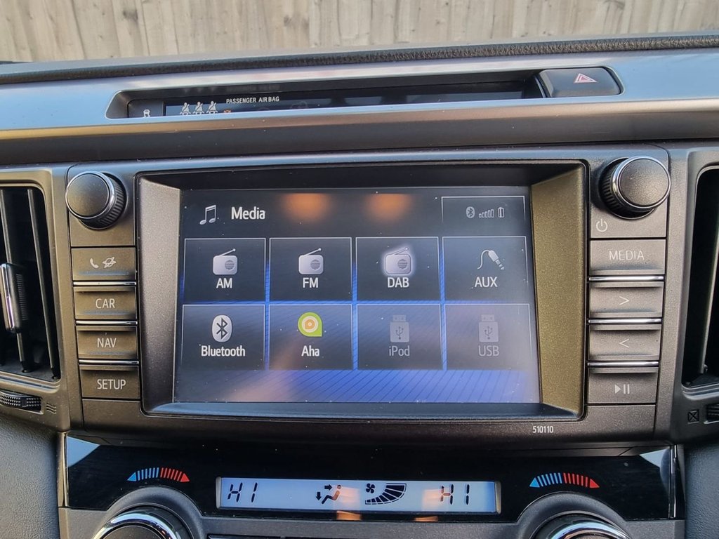 Used Toyota RAV4 2016 for sale - 76495940: Photo 32