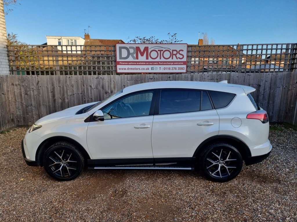 Used Toyota RAV4 2016 for sale - 76495940: Photo 34