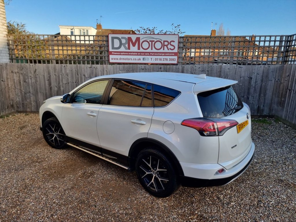 Used Toyota RAV4 2016 for sale - 76495940: Photo 35