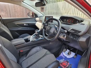 Used Peugeot 3008 2018 for sale - 78942957: Photo