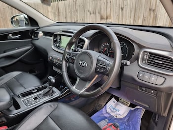 Used Kia Sorento 2015 for sale - 76590864: Photo