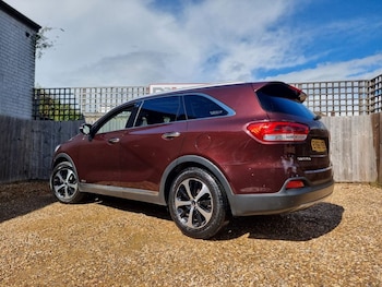 Used Kia Sorento 2016 for sale - 77880359: Photo
