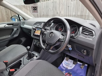 Used Volkswagen Tiguan 2020 for sale - 76848165: Photo