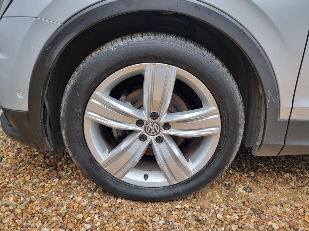 Used Volkswagen Tiguan 2020 for sale - 76848165: Photo 41