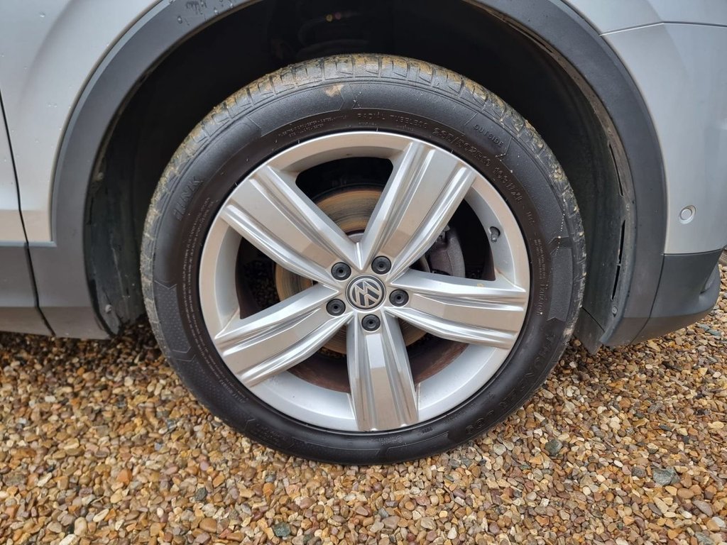 Used Volkswagen Tiguan 2020 for sale - 76848165: Photo 44