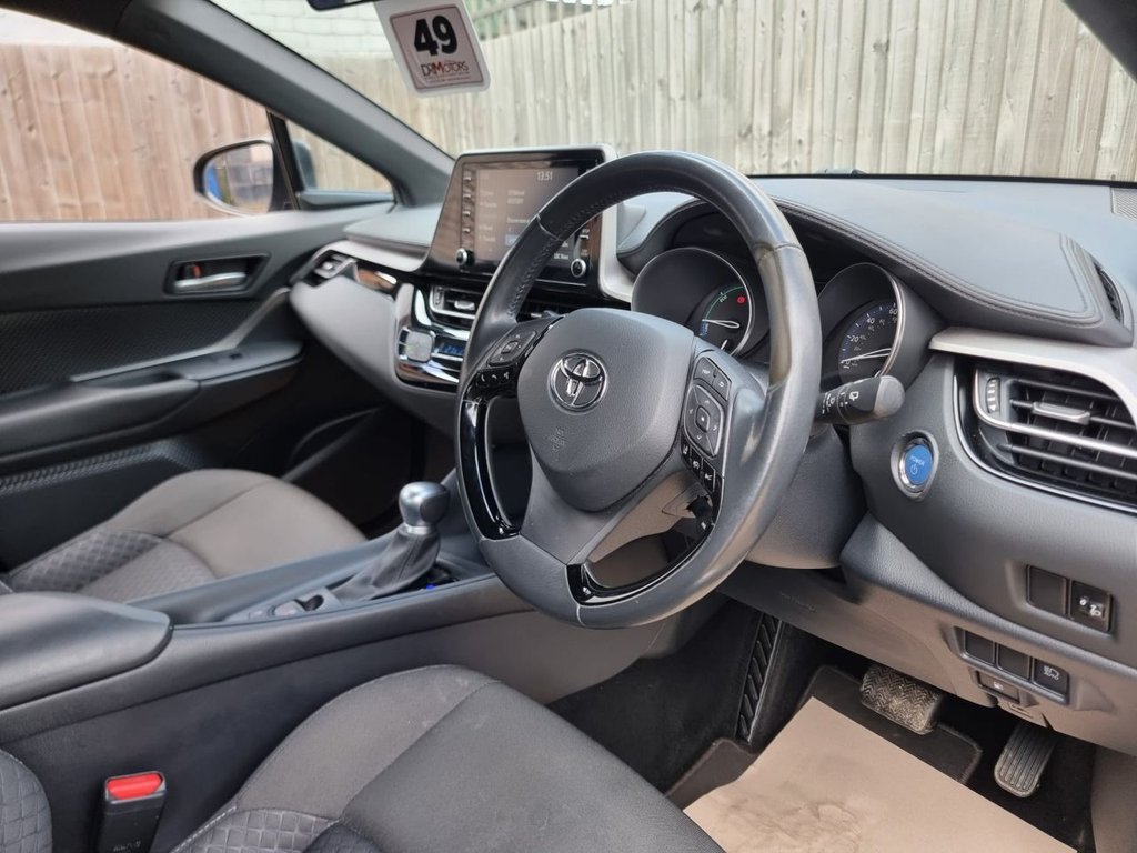 Used Toyota C-HR 2022 for sale - 78069394: Photo 2