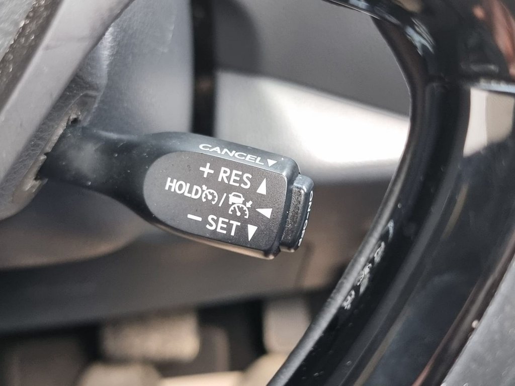 Used Toyota C-HR 2022 for sale - 78069394: Photo 47