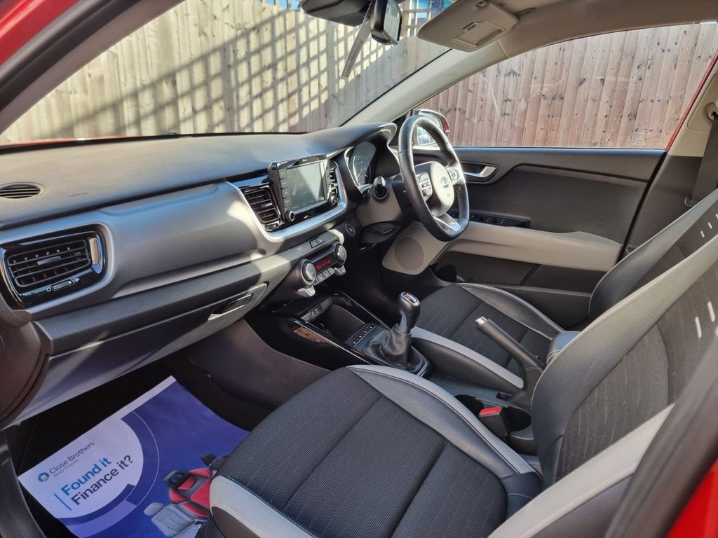 Used Kia Stonic 2018 for sale - 76509981: Photo 13