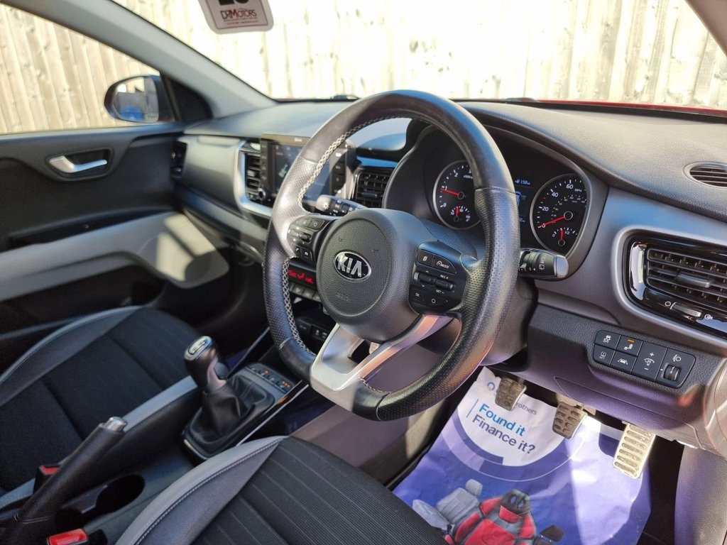 Used Kia Stonic 2018 for sale - 76509981: Photo 16